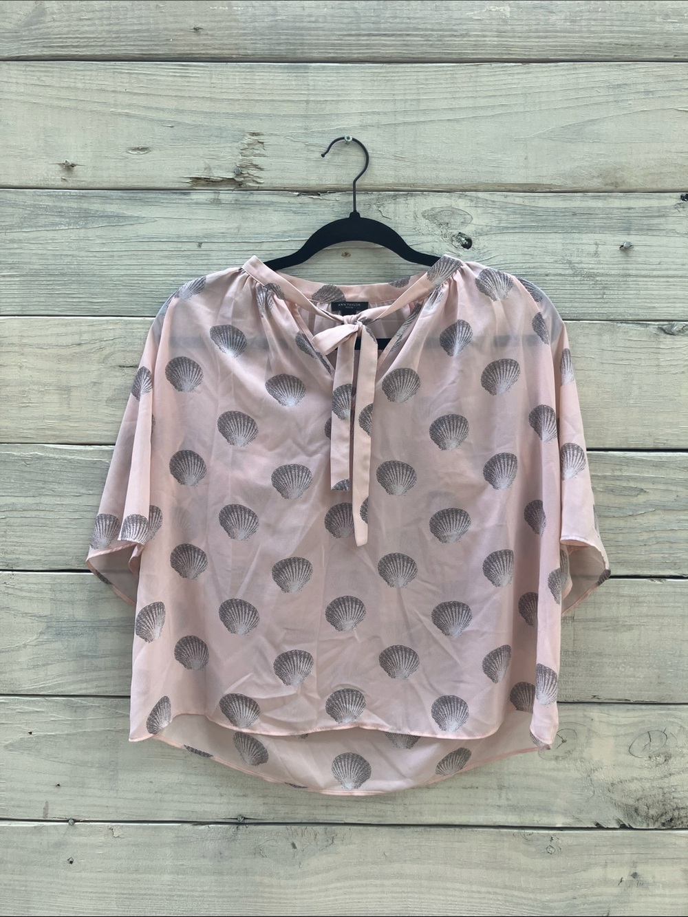Ann Taylor Pink Shell-Print Tie-Neck Blouse Coastal Cowgirl Beach